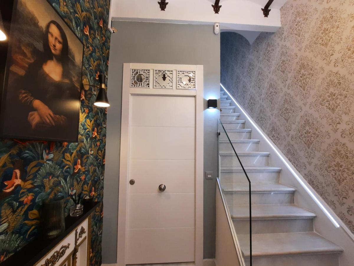 La Suite Del Conde Luxury Suites Seville Exterior photo