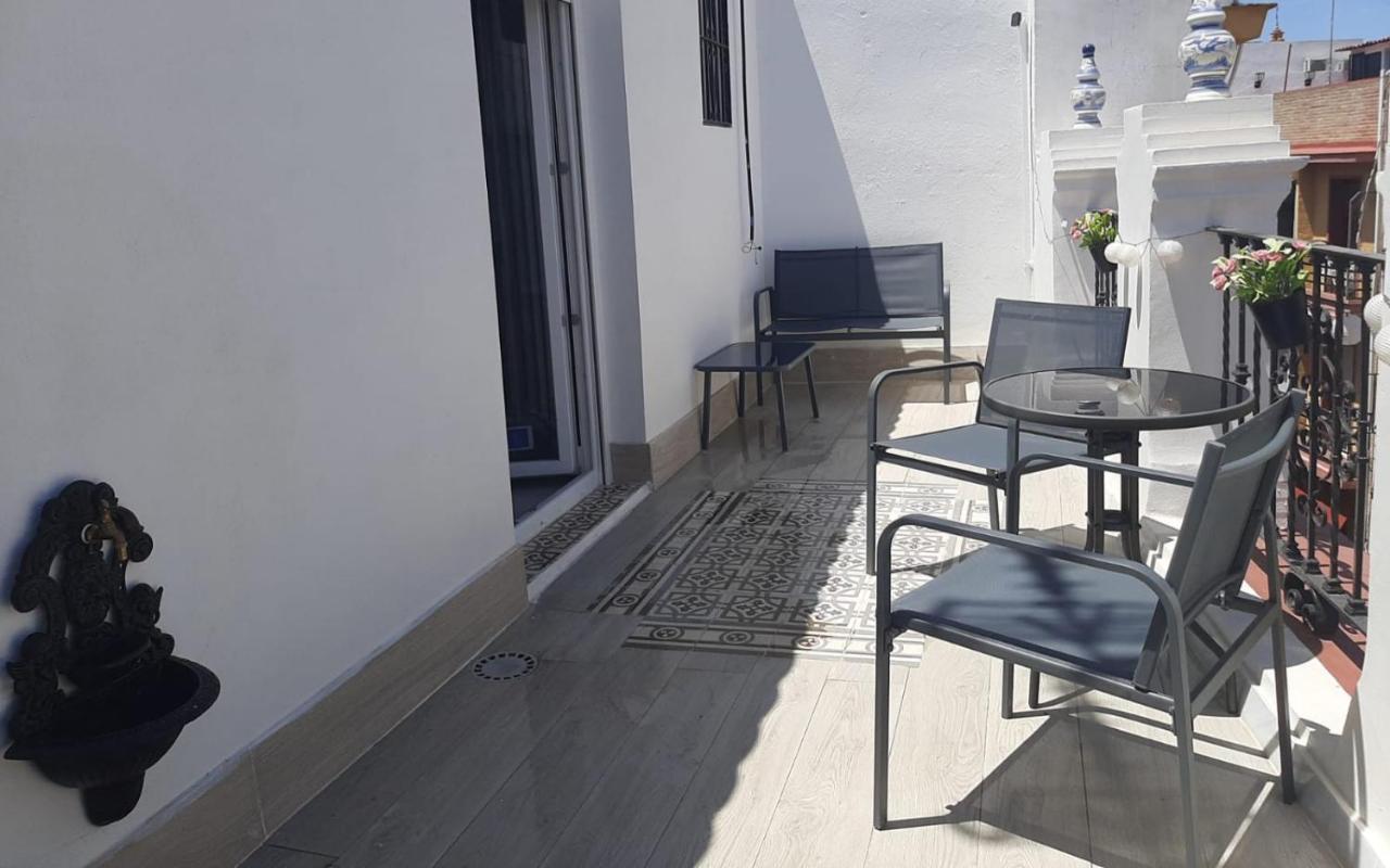 La Suite Del Conde Luxury Suites Seville Exterior photo