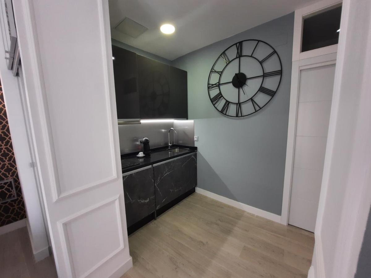 La Suite Del Conde Luxury Suites Seville Exterior photo