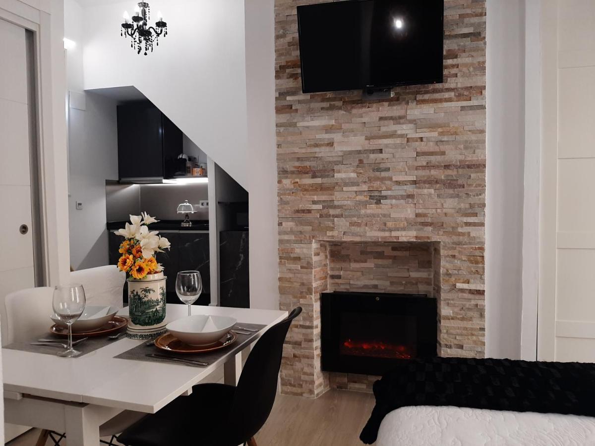 La Suite Del Conde Luxury Suites Seville Exterior photo